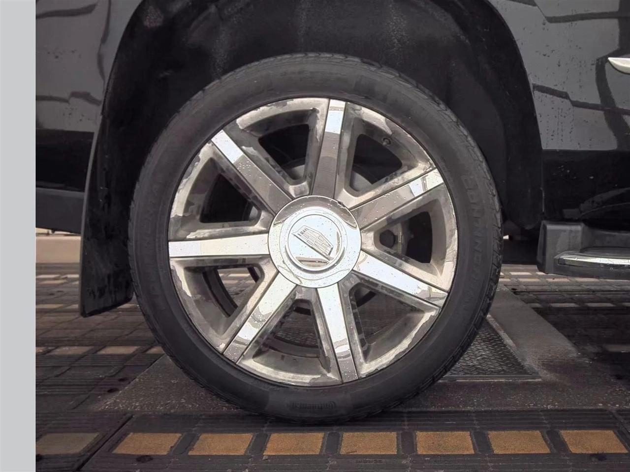 Cadillac Escalade  2015
