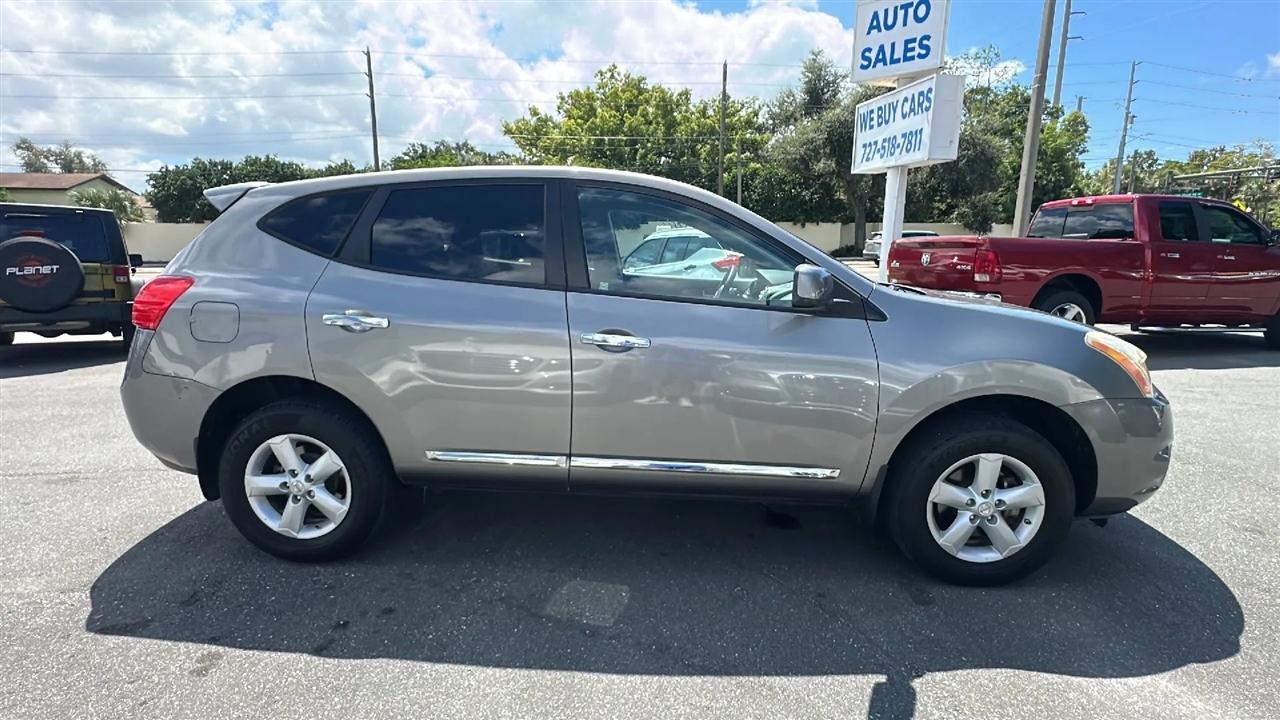 Nissan Rogue  2013