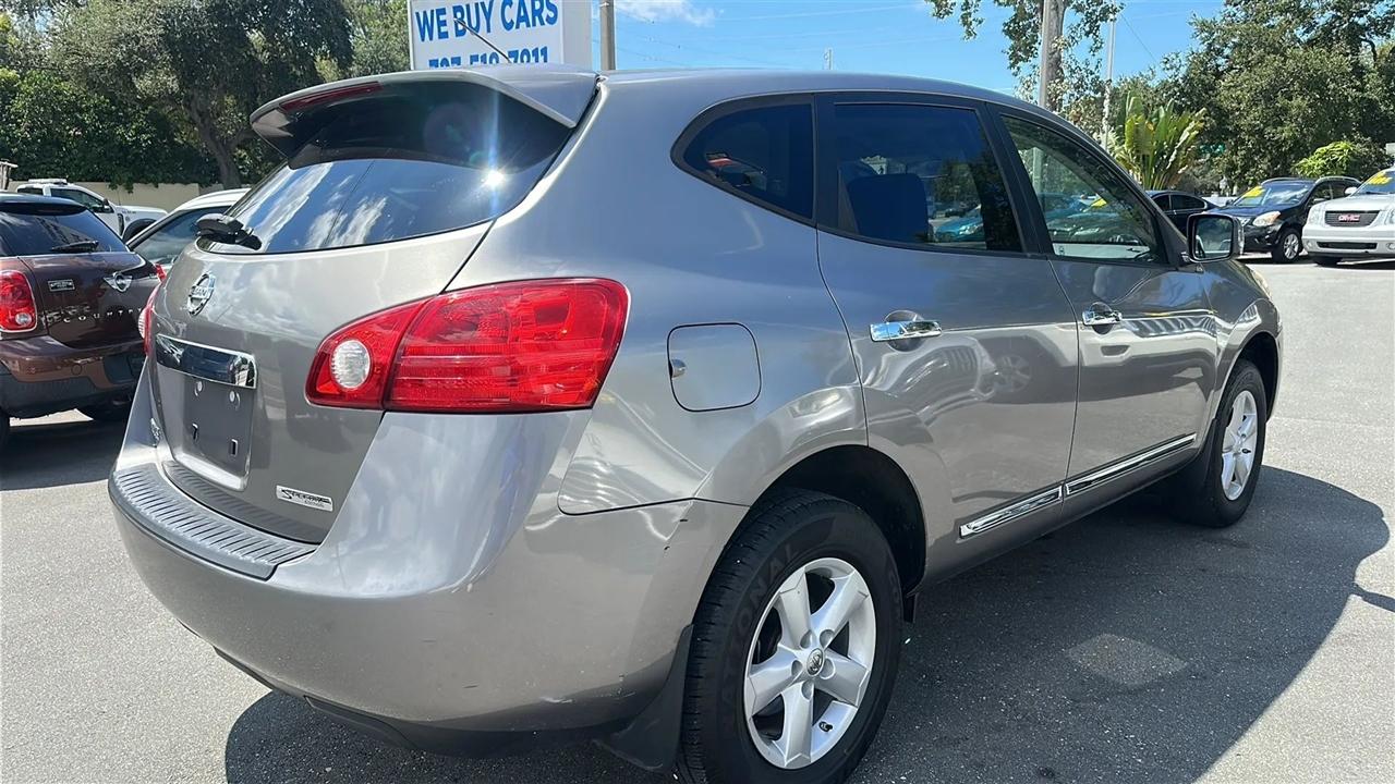 Nissan Rogue  2013