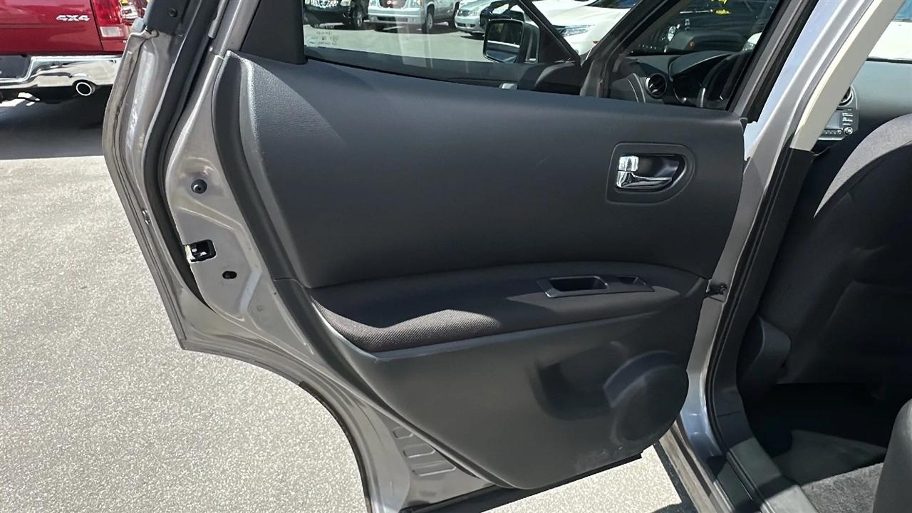 Nissan Rogue  2013