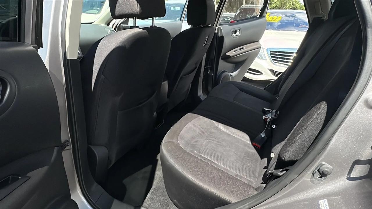 Nissan Rogue  2013