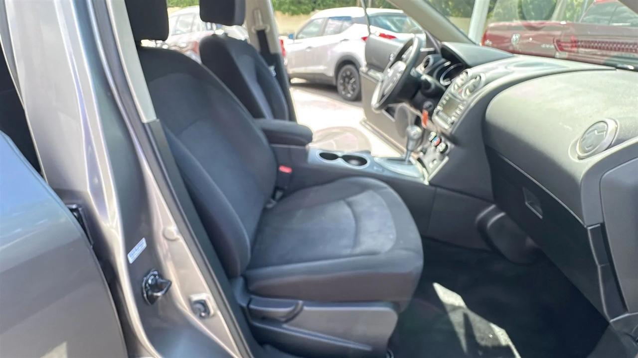 Nissan Rogue  2013