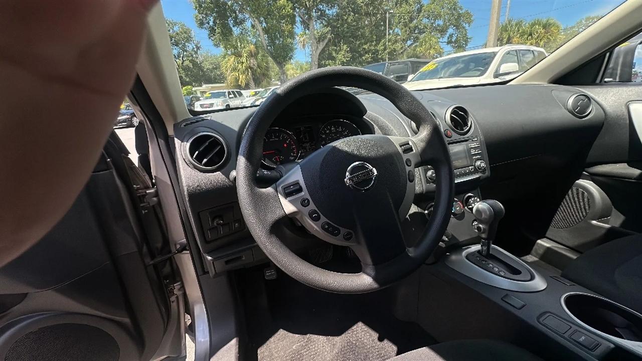 Nissan Rogue  2013