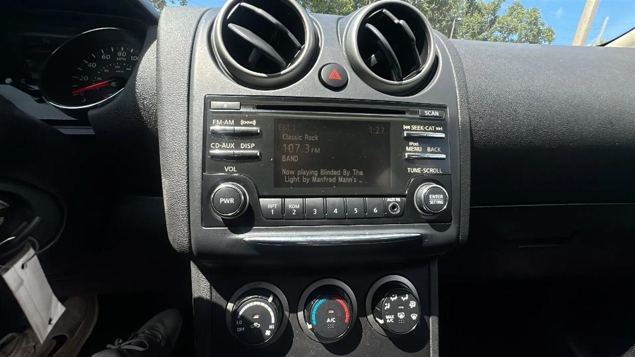 Nissan Rogue  2013