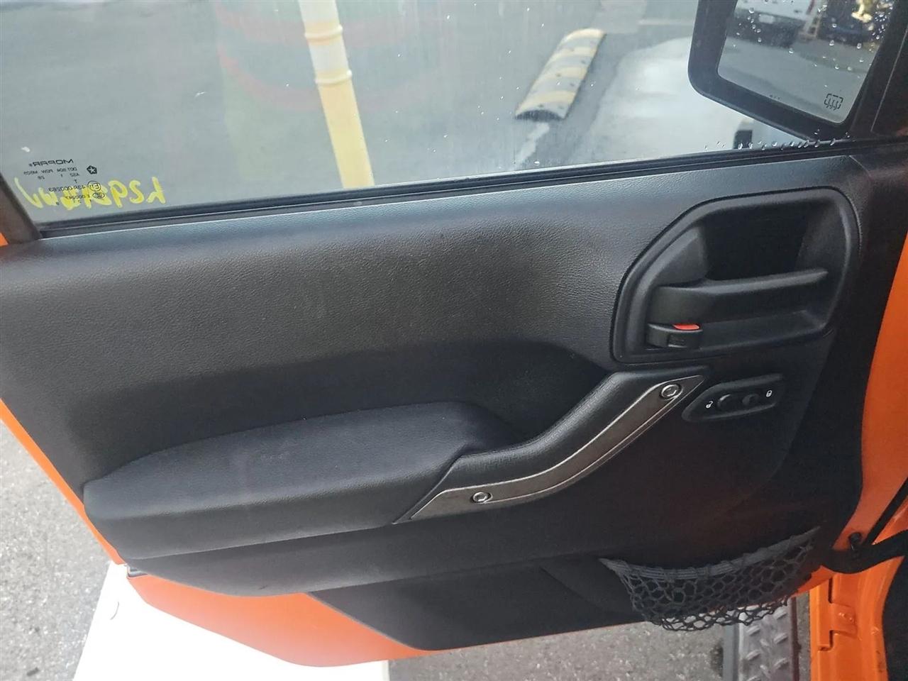Jeep Wrangler  2012