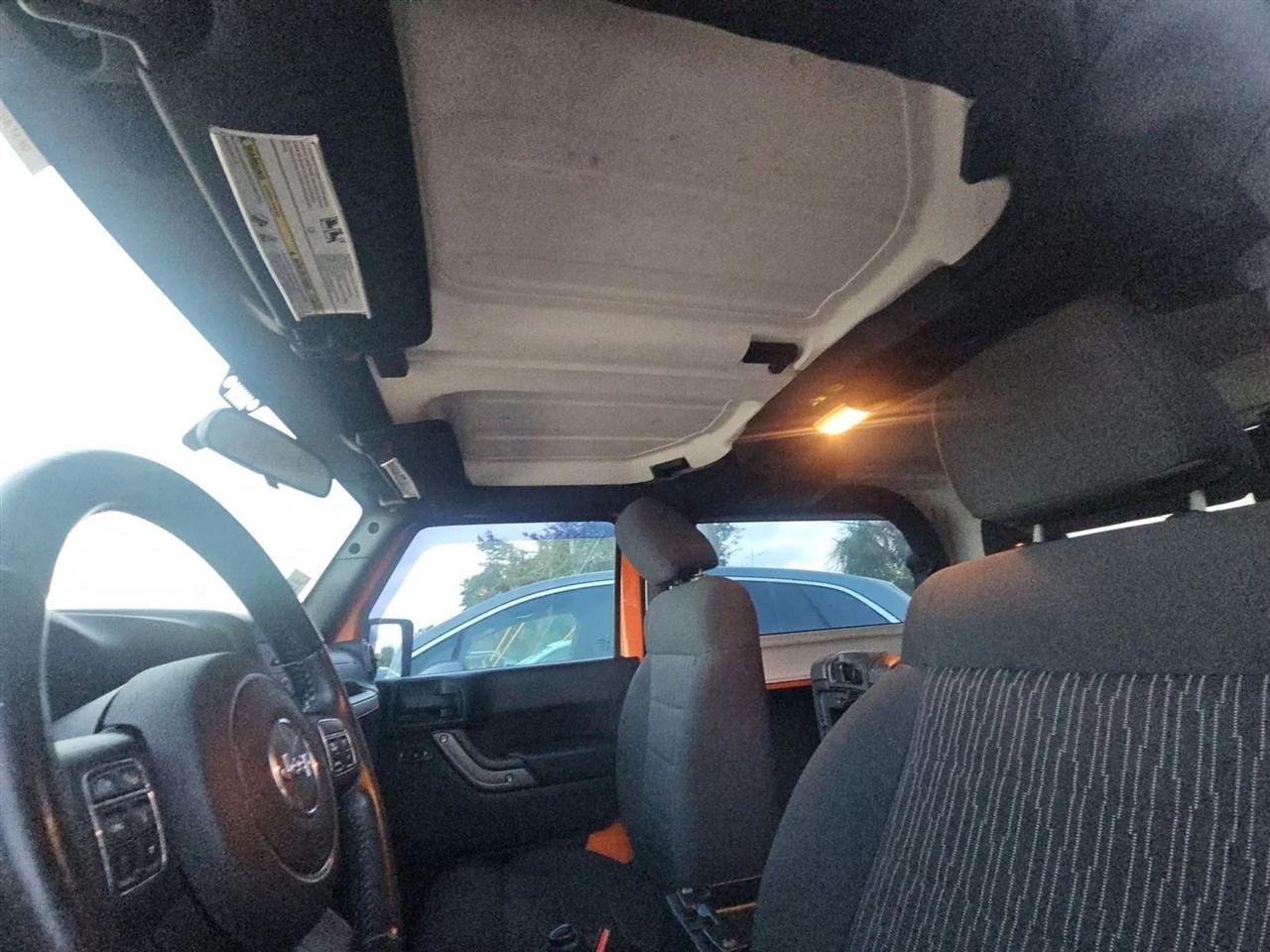 Jeep Wrangler  2012