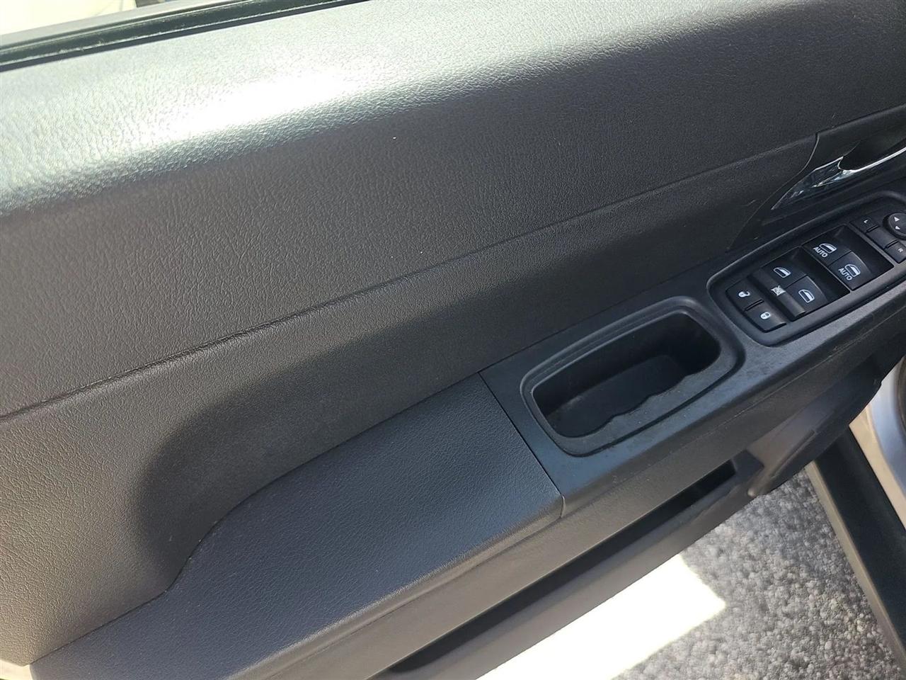 Jeep Liberty  2012