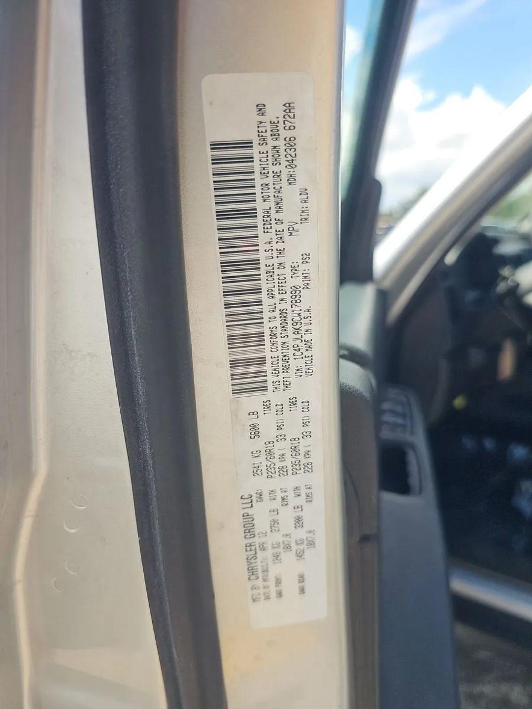 Jeep Liberty  2012