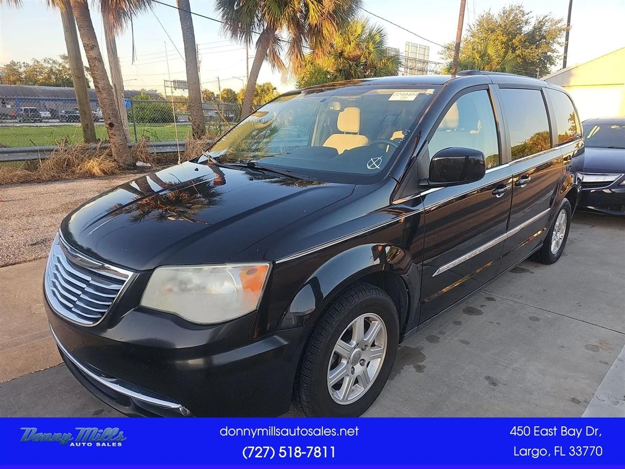 Chrysler Town & Country  2012