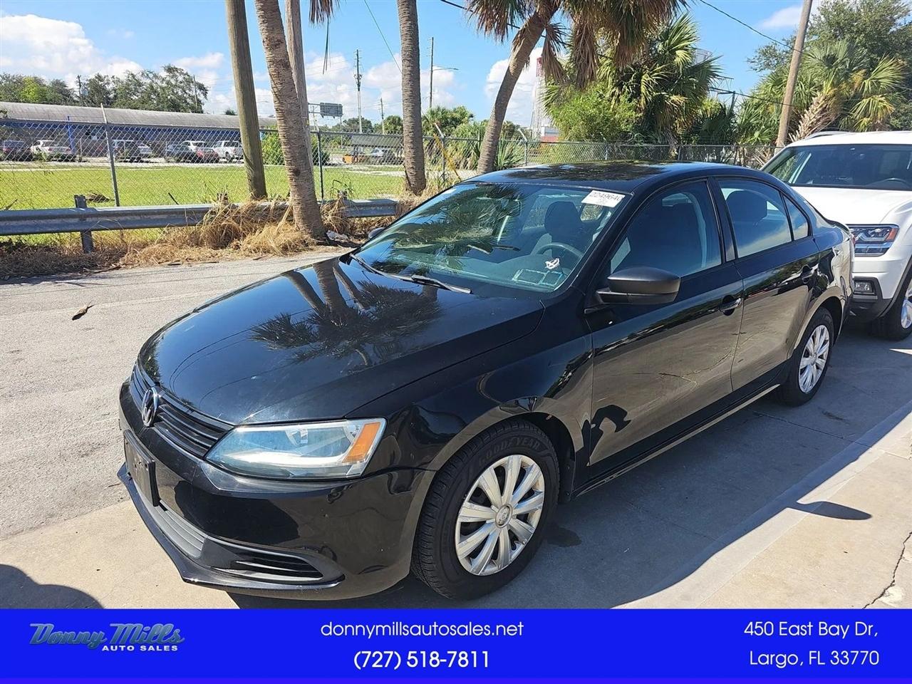 Volkswagen Jetta Sedan  2013