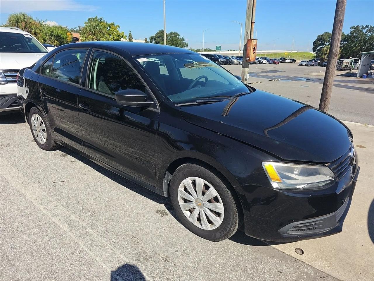 Volkswagen Jetta Sedan  2013