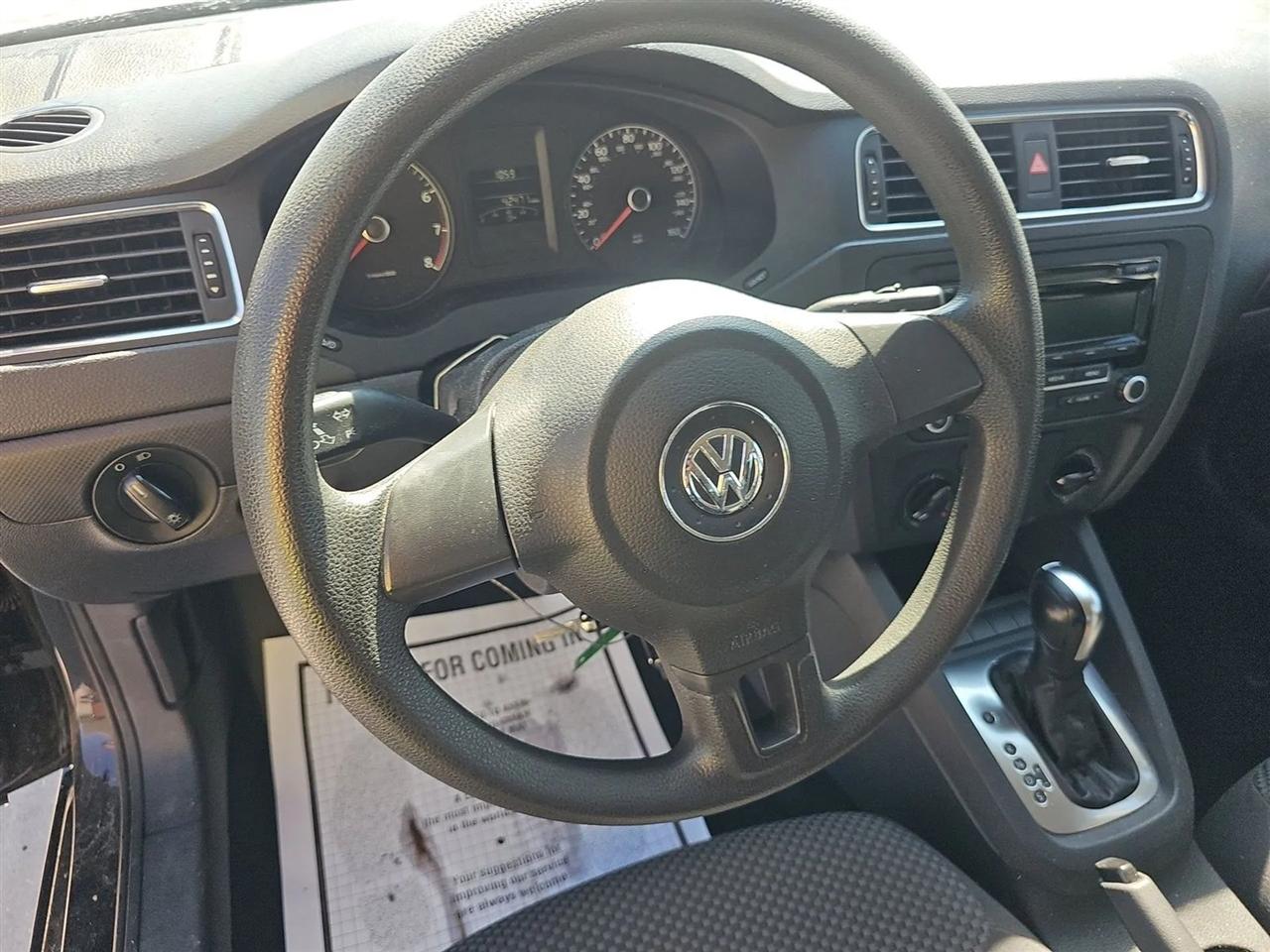 Volkswagen Jetta Sedan  2013