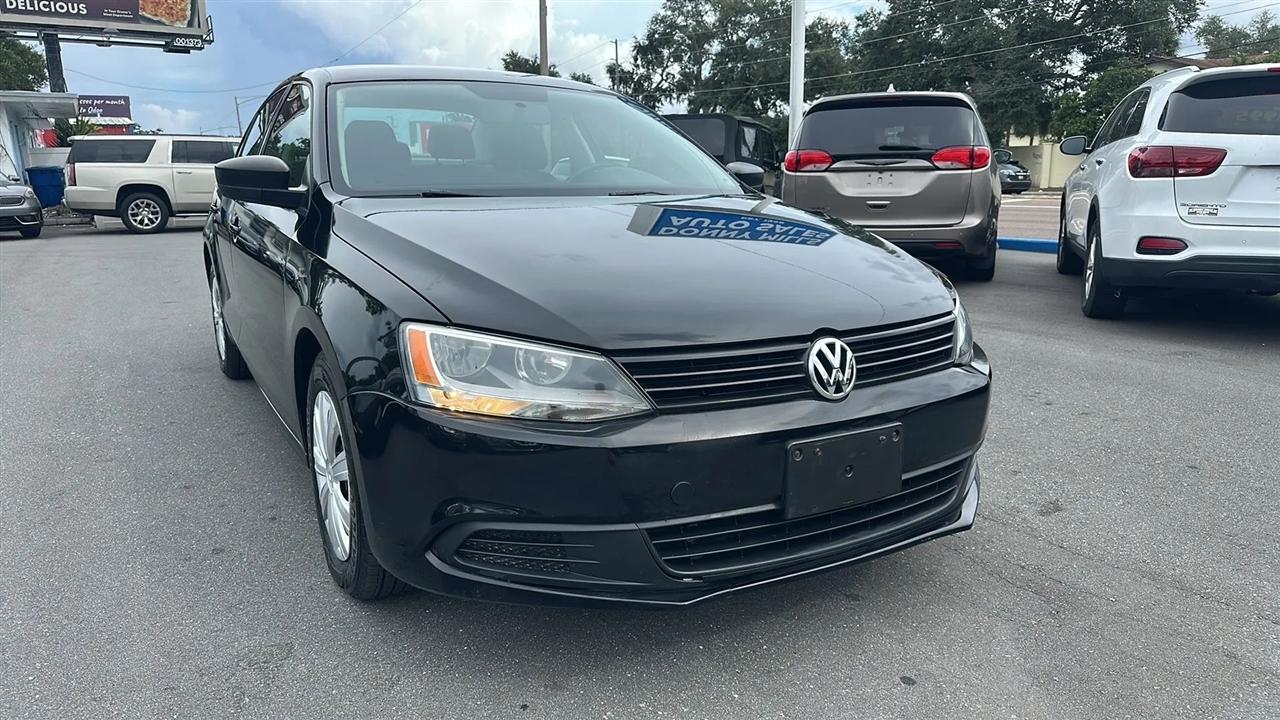 Volkswagen Jetta Sedan  2013
