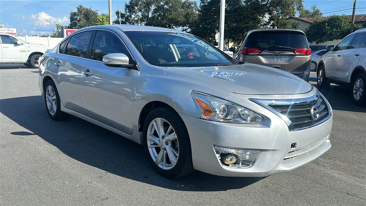 Nissan Altima  2015