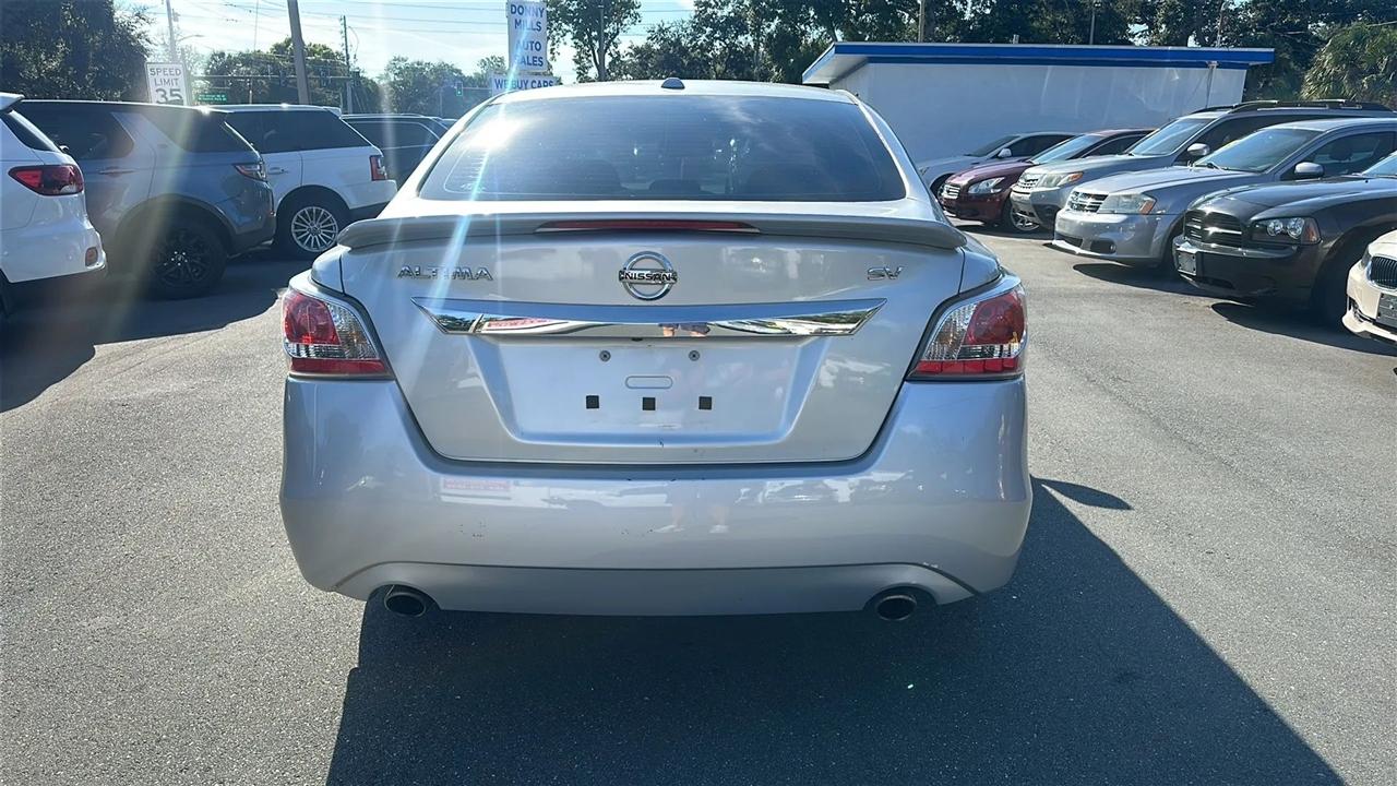 Nissan Altima  2015