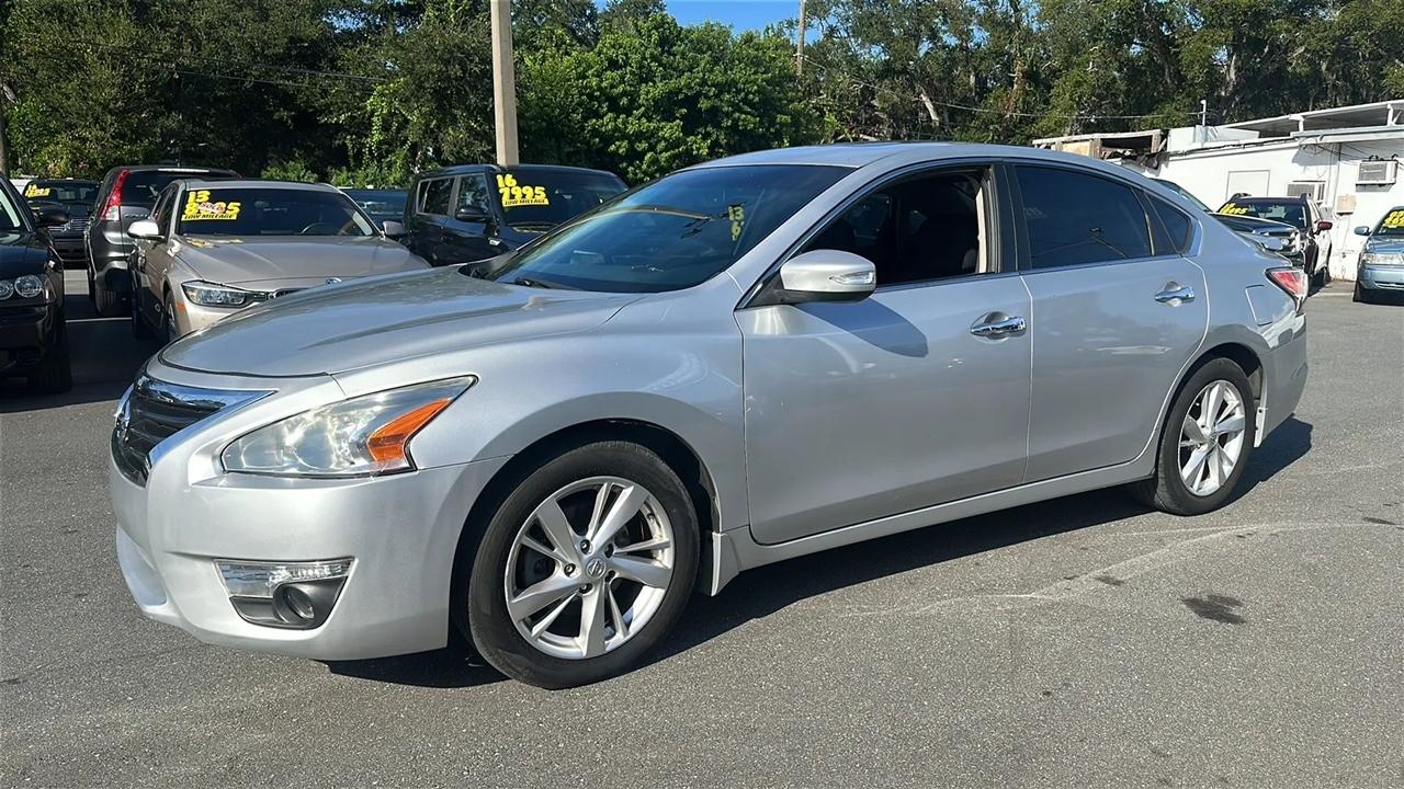 Nissan Altima  2015