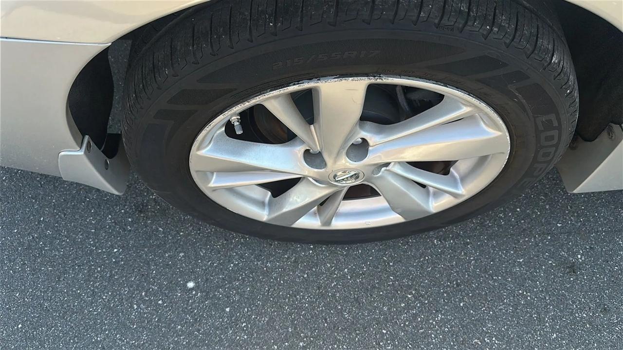 Nissan Altima  2015