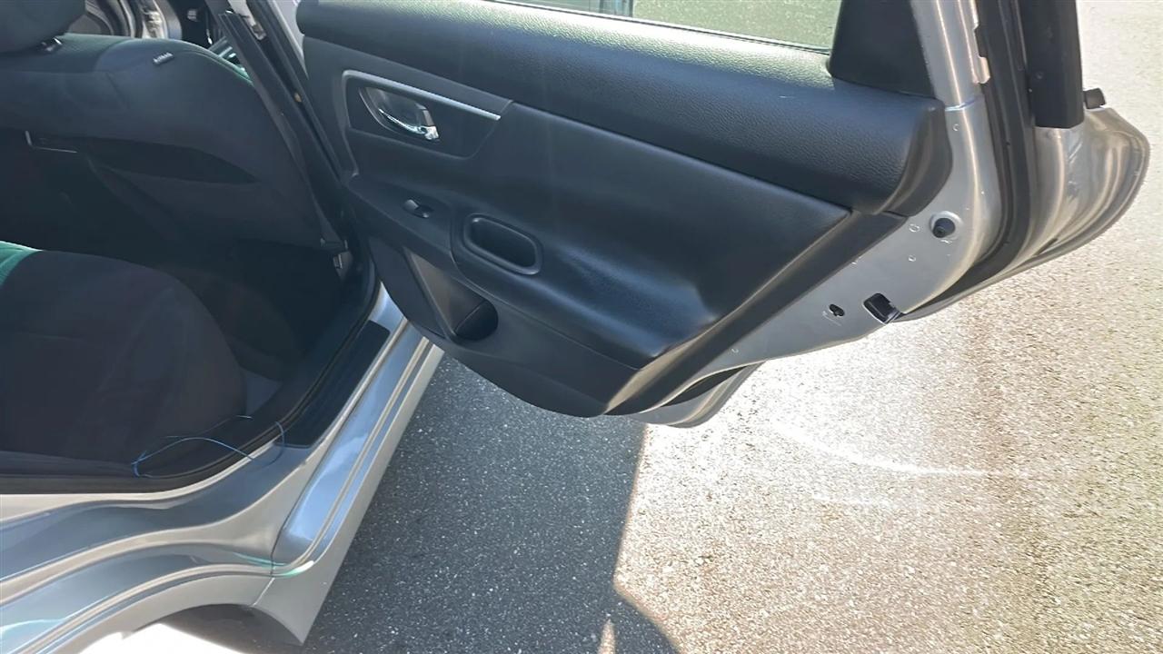Nissan Altima  2015