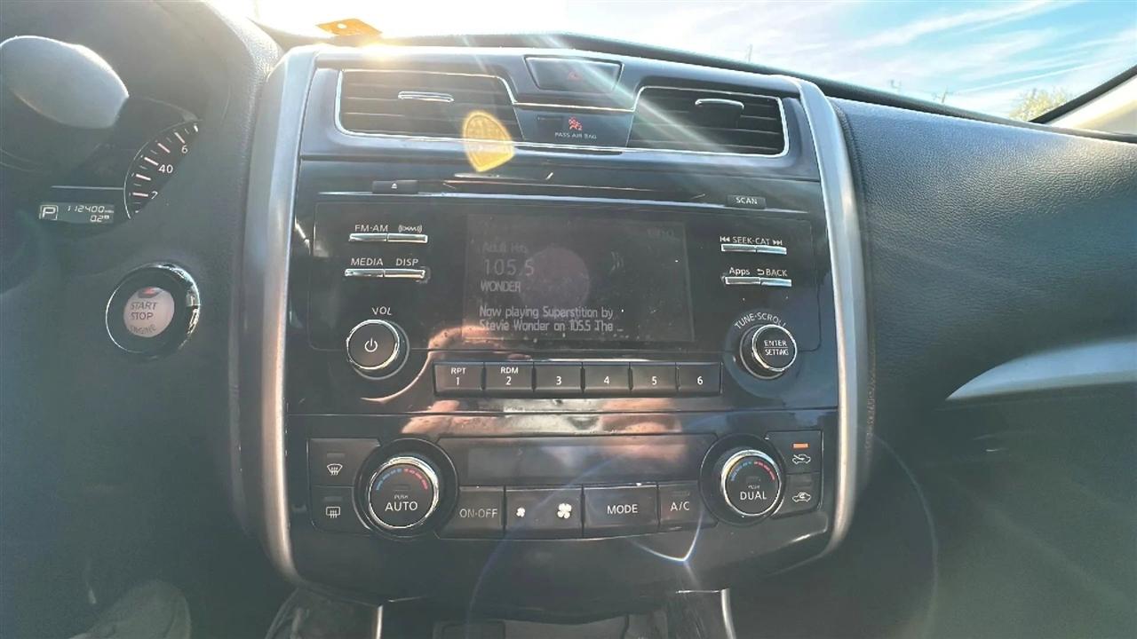 Nissan Altima  2015