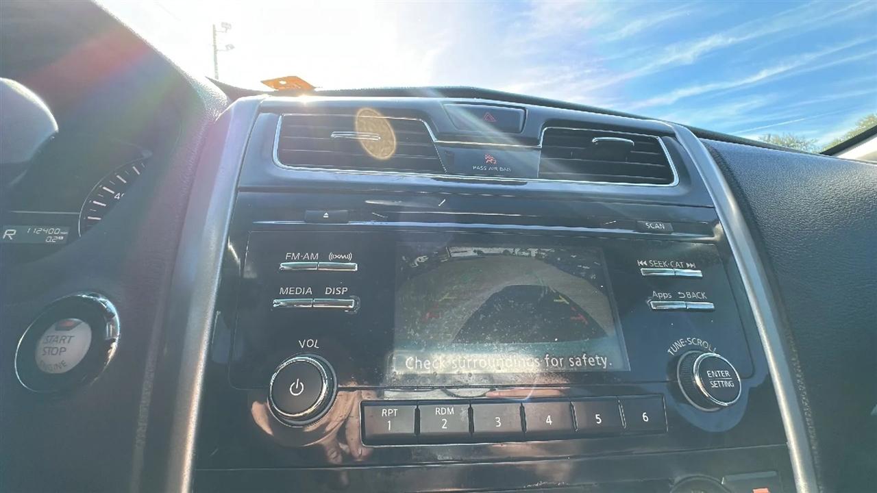 Nissan Altima  2015