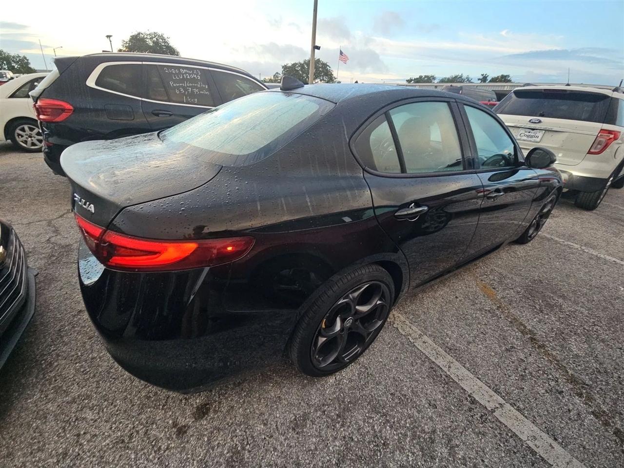 Alfa Romeo Giulia  2017