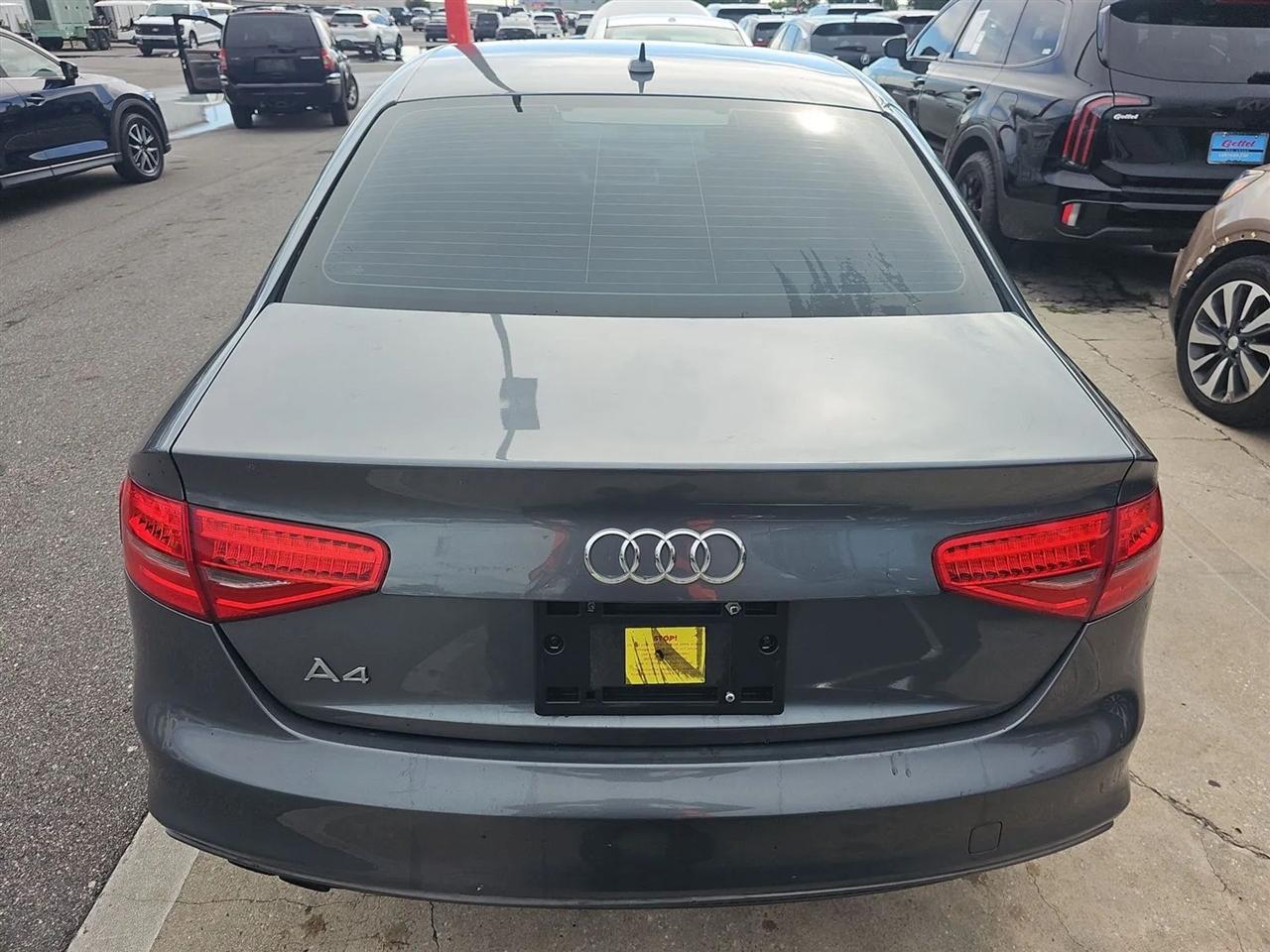 Audi A4  2015