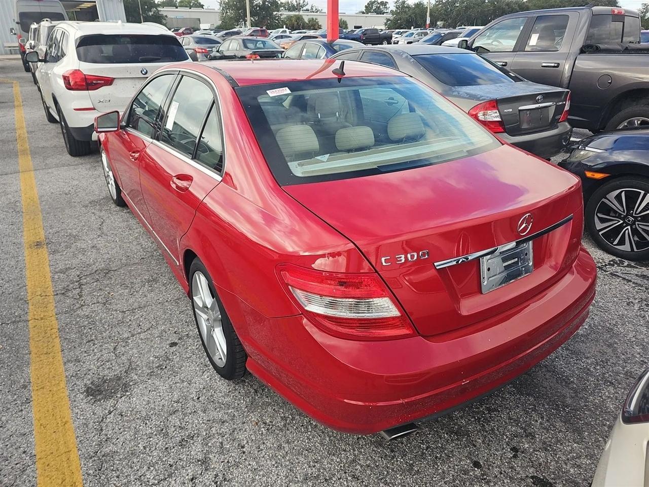 Mercedes-Benz C-Class  2011
