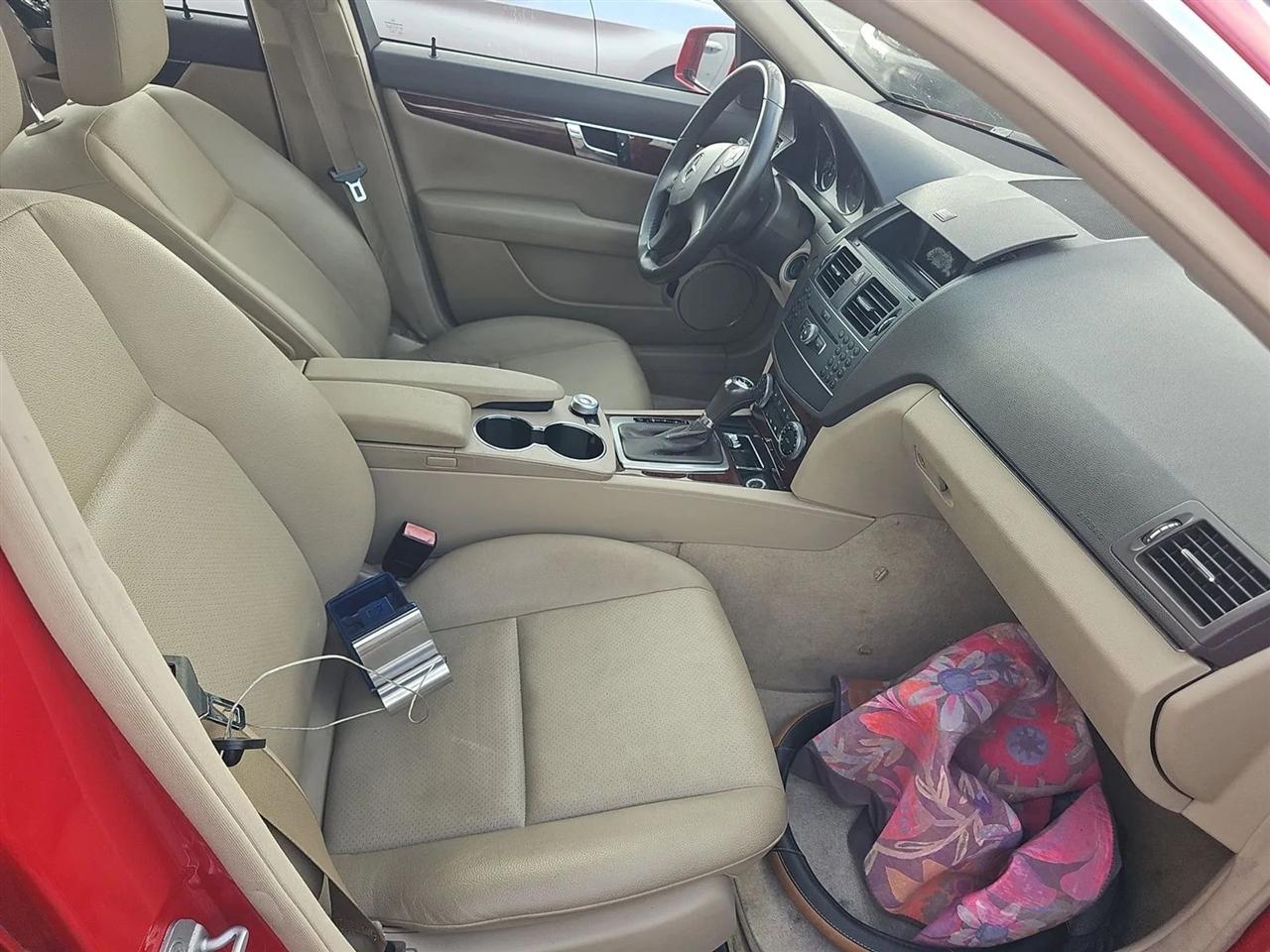 Mercedes-Benz C-Class  2011