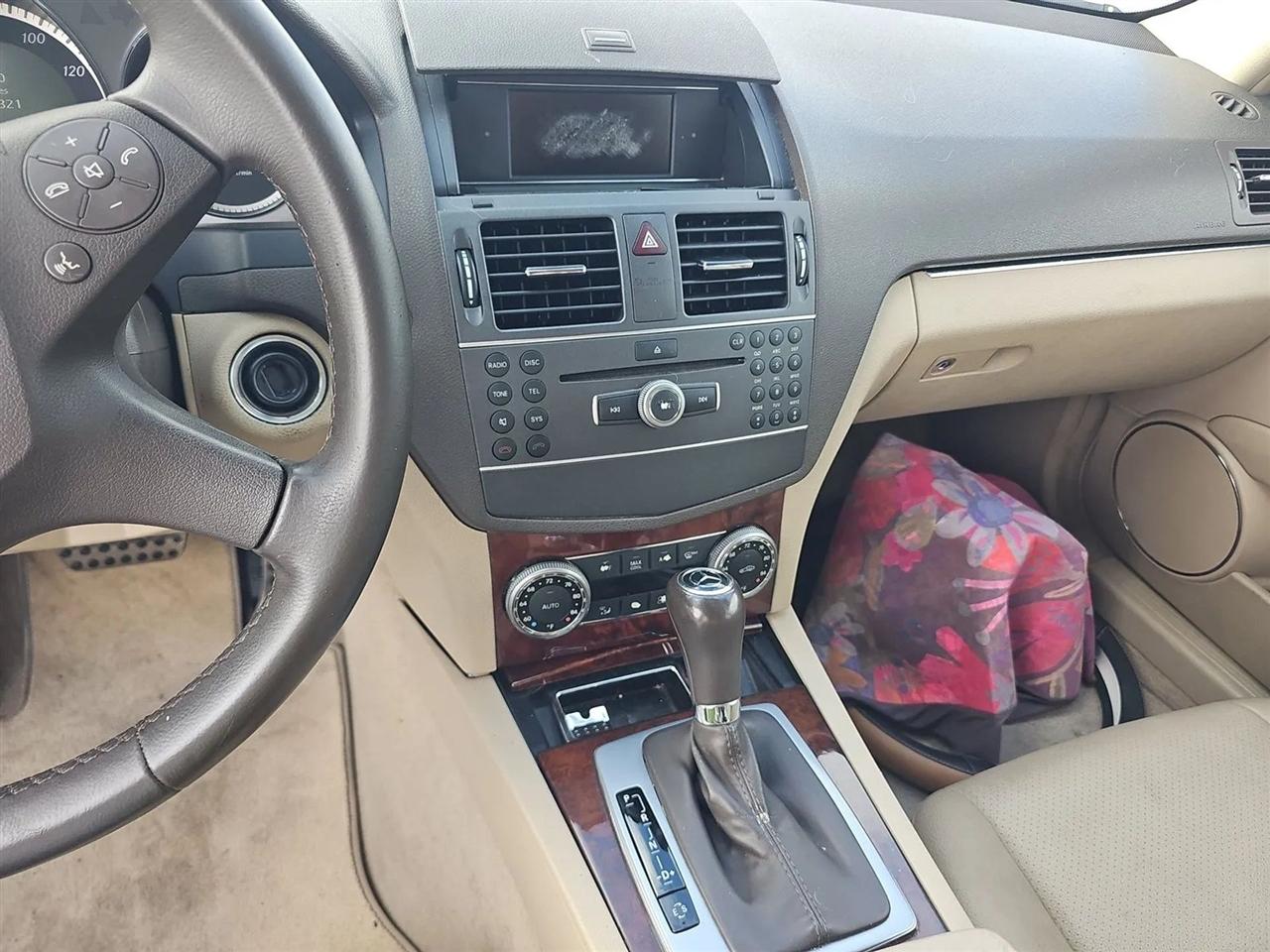Mercedes-Benz C-Class  2011