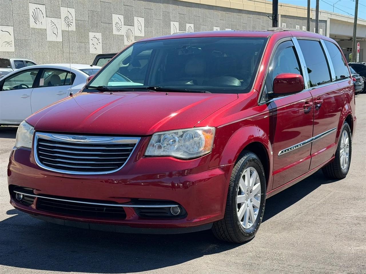 Chrysler Town & Country  2013