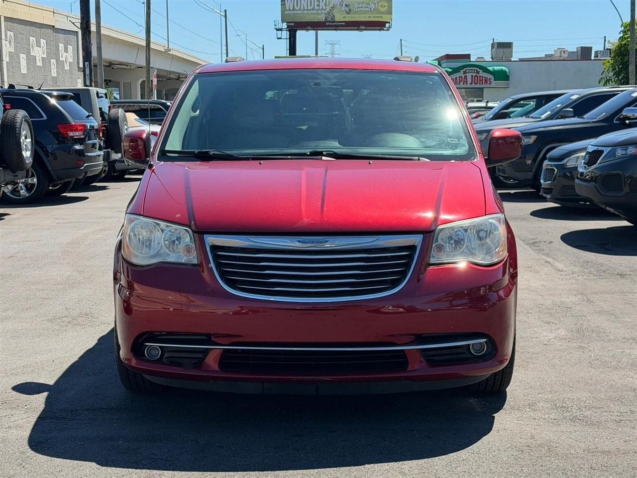 Chrysler Town & Country  2013