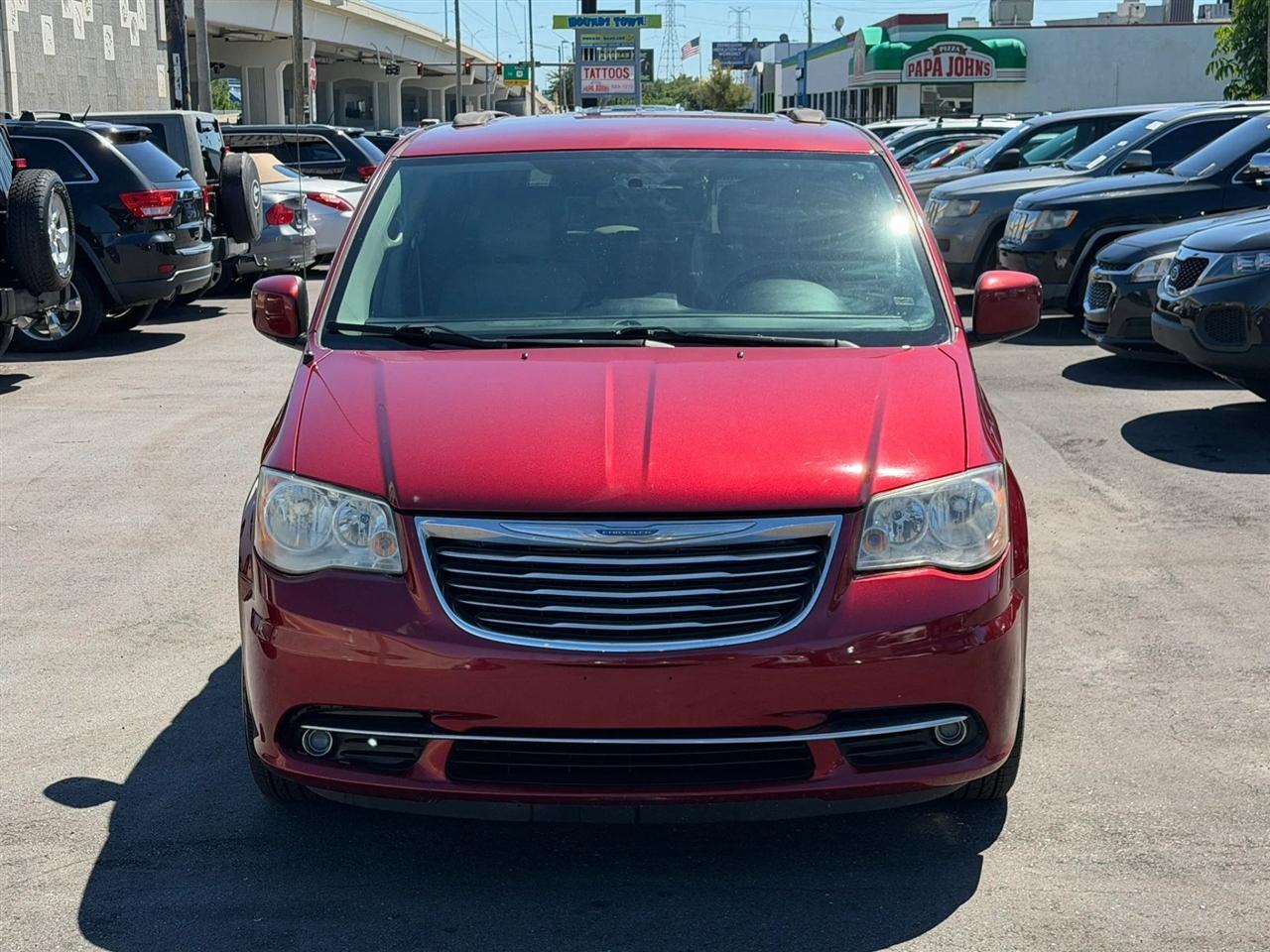 Chrysler Town & Country  2013