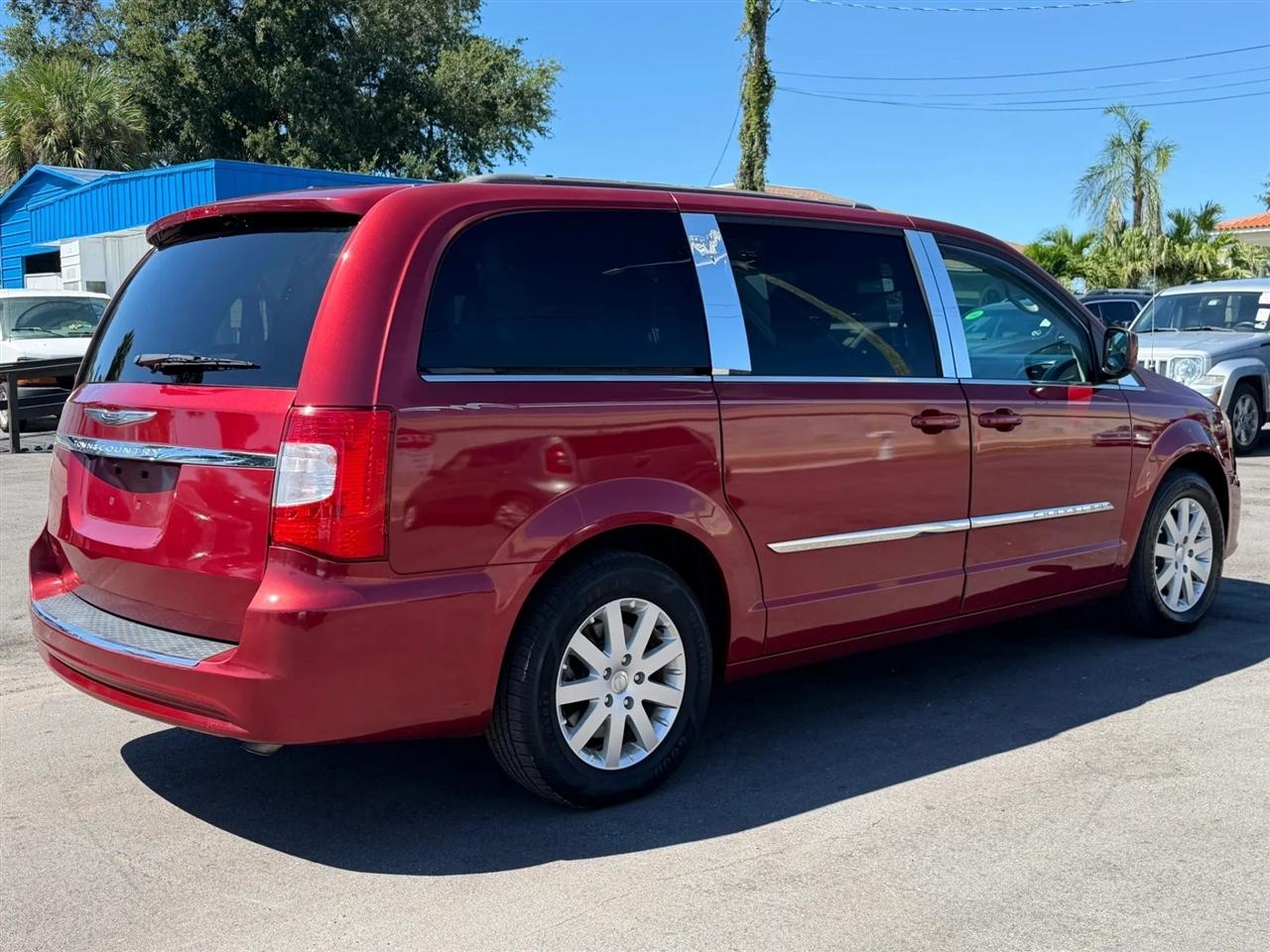 Chrysler Town & Country  2013