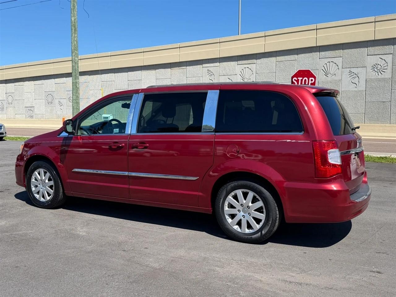 Chrysler Town & Country  2013
