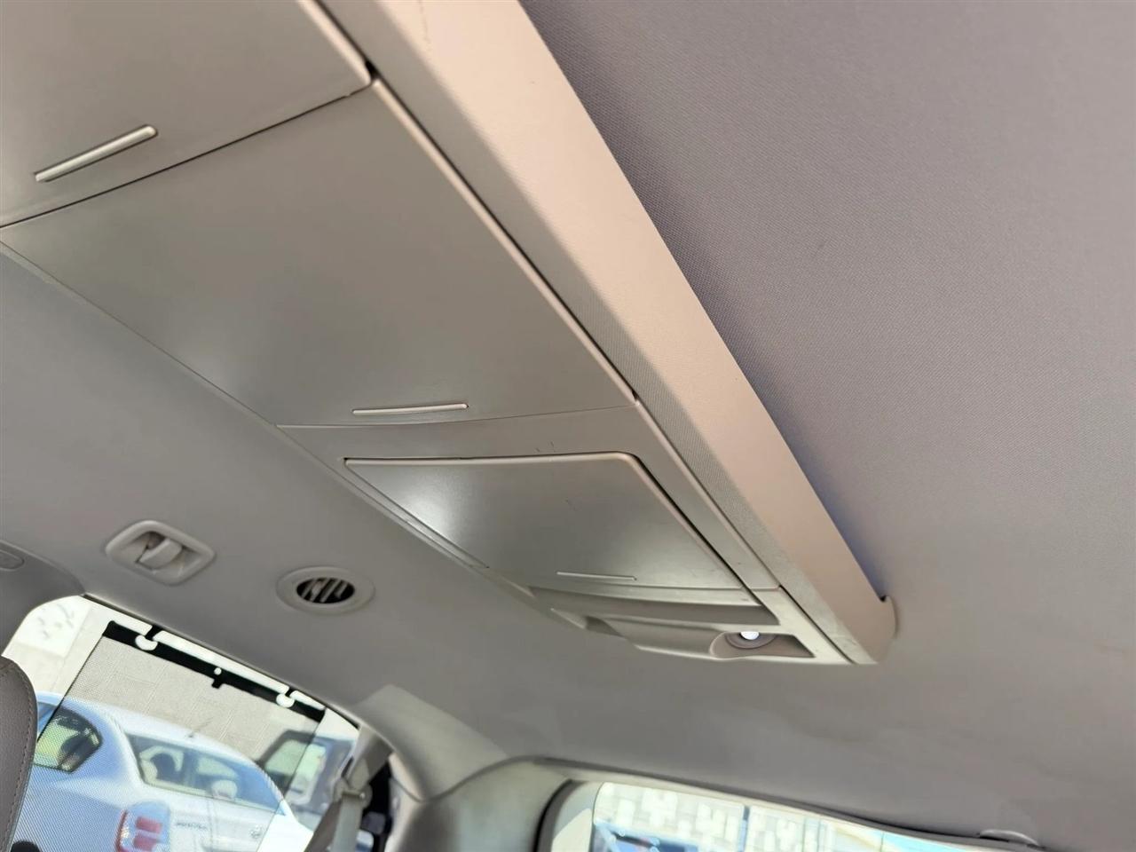 Chrysler Town & Country  2013