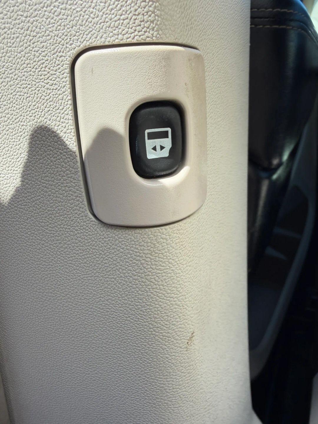 Chrysler Town & Country  2013
