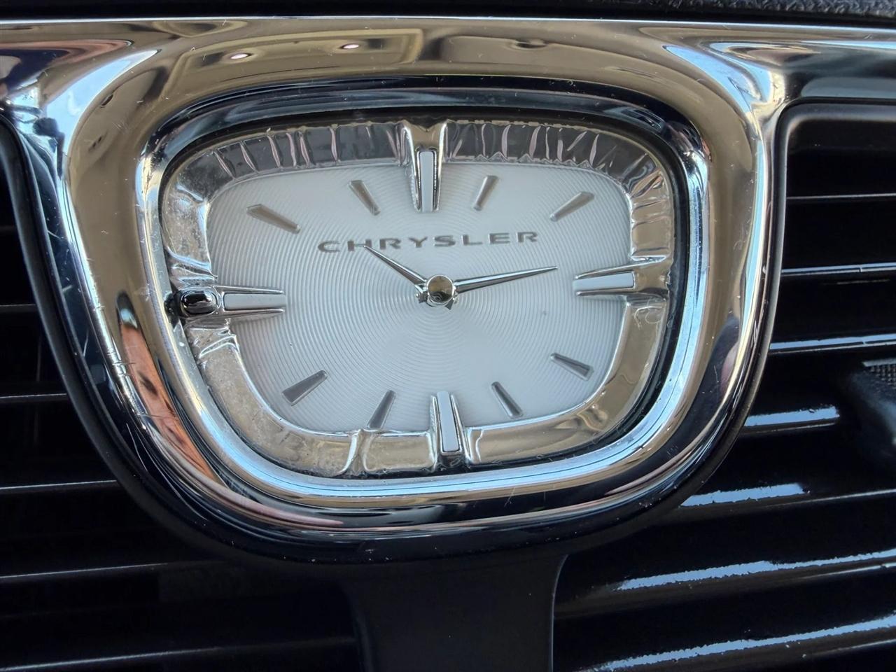 Chrysler Town & Country  2013