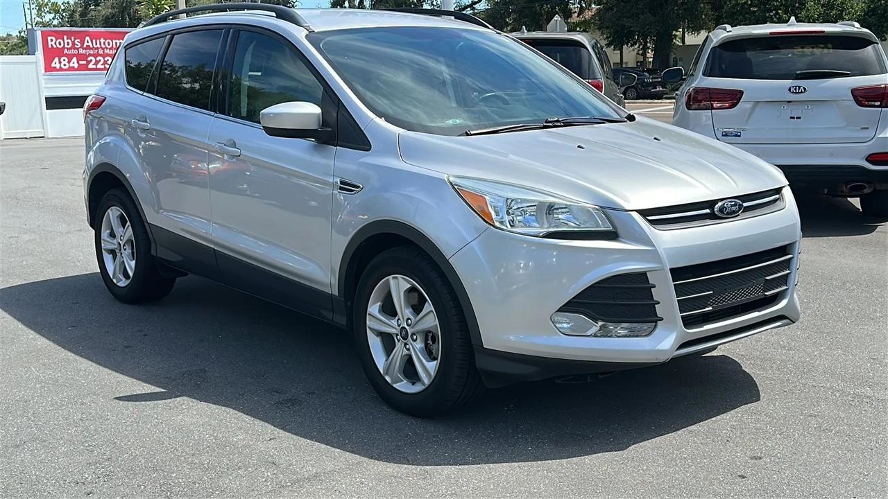 Ford Escape  2014