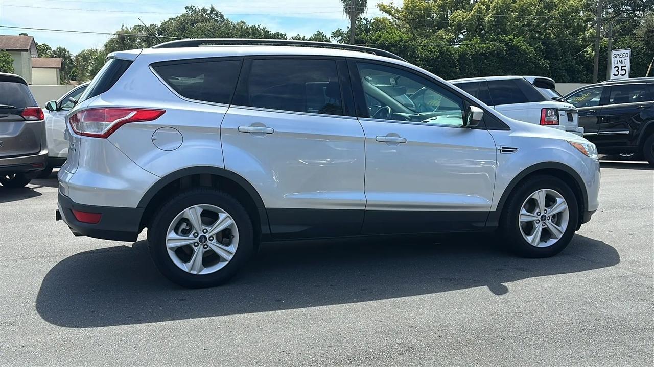 Ford Escape  2014