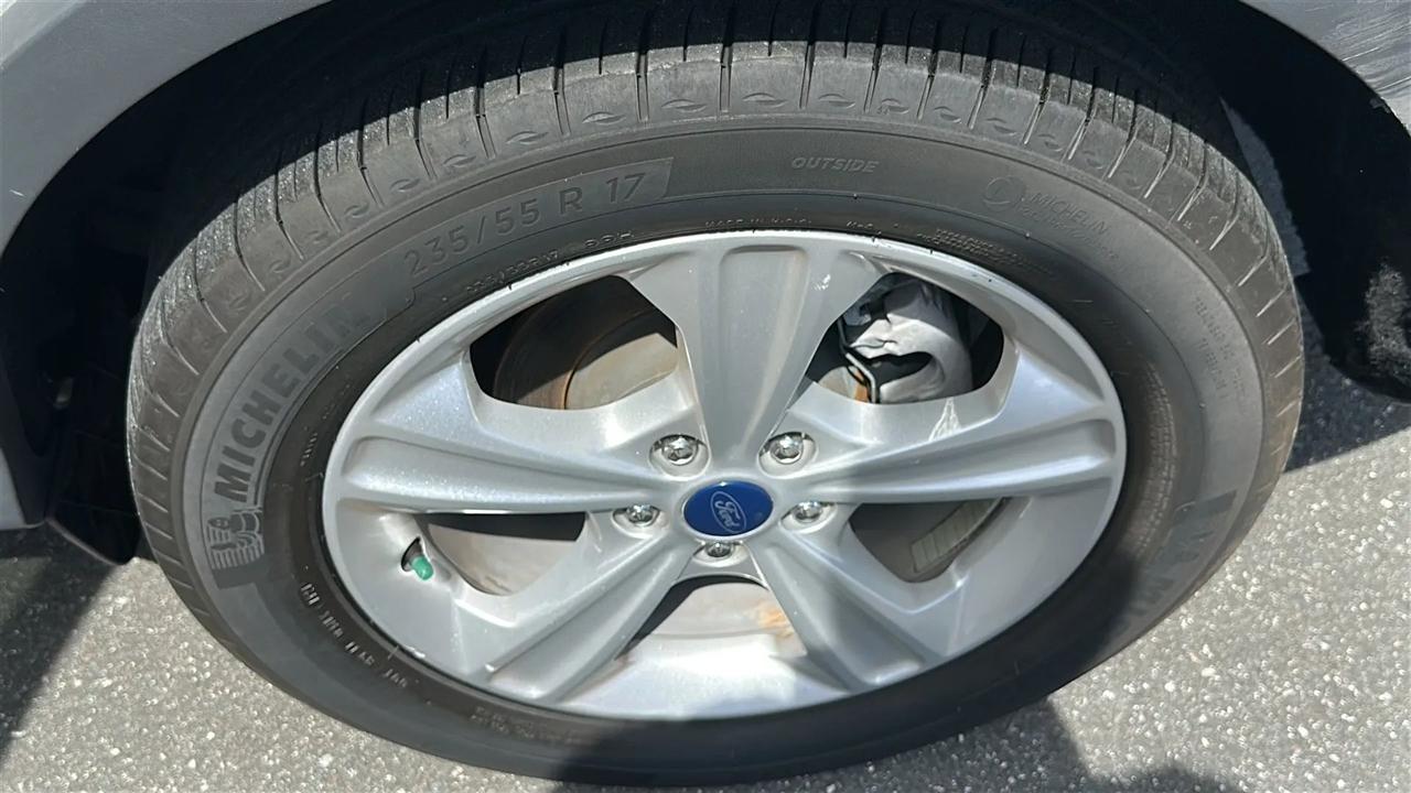Ford Escape  2014