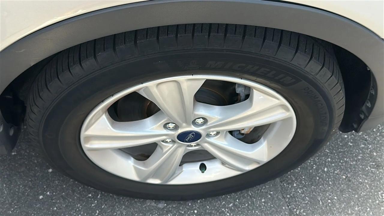 Ford Escape  2014