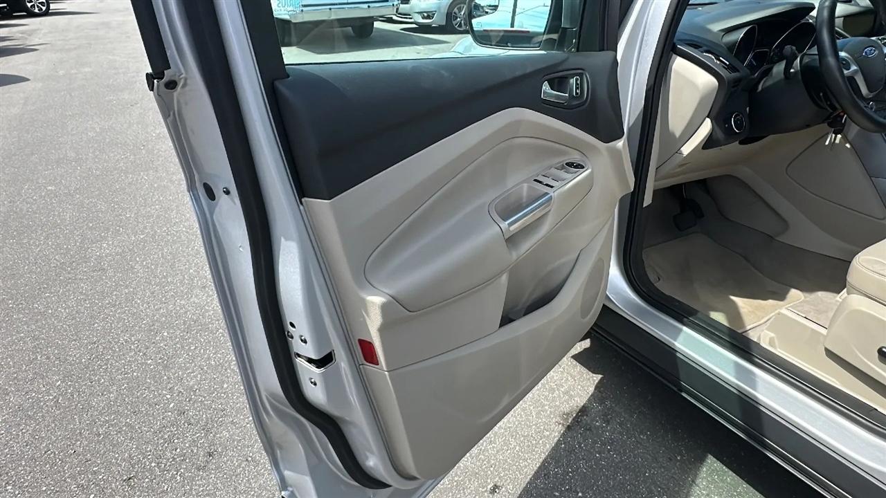 Ford Escape  2014