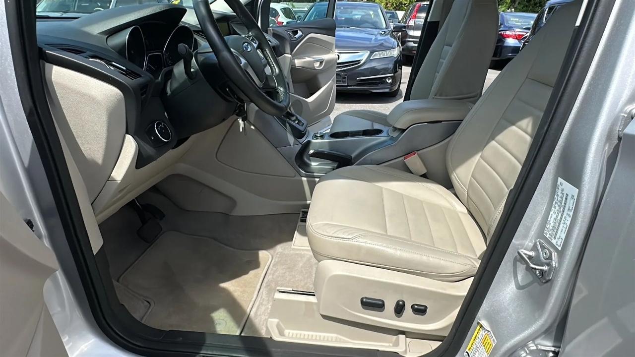 Ford Escape  2014
