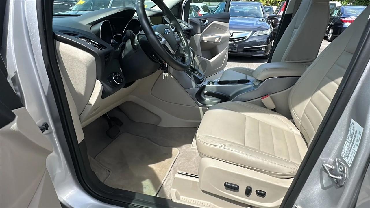 Ford Escape  2014