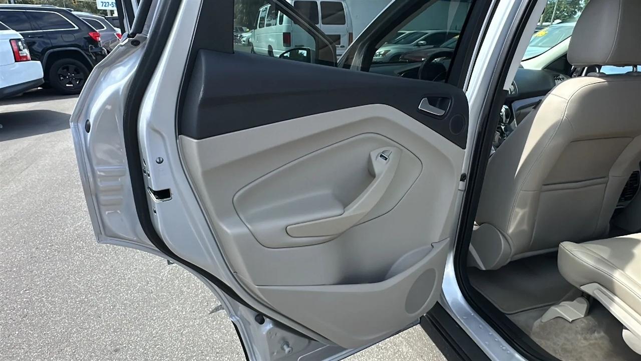 Ford Escape  2014