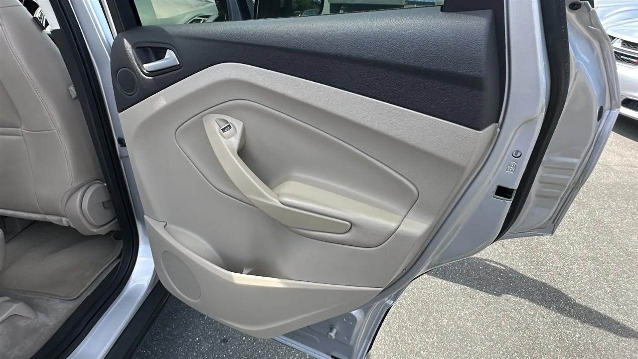Ford Escape  2014