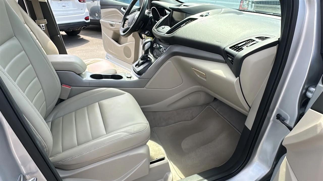 Ford Escape  2014