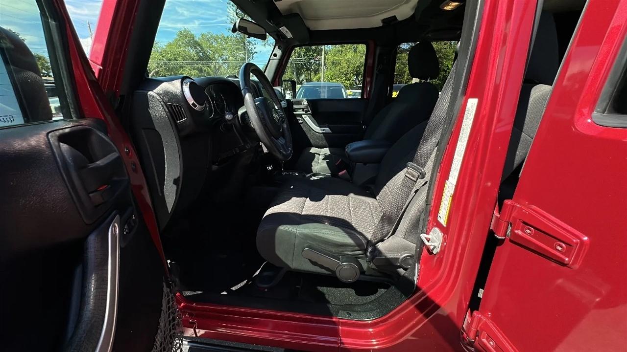 Jeep Wrangler Unlimited  2012