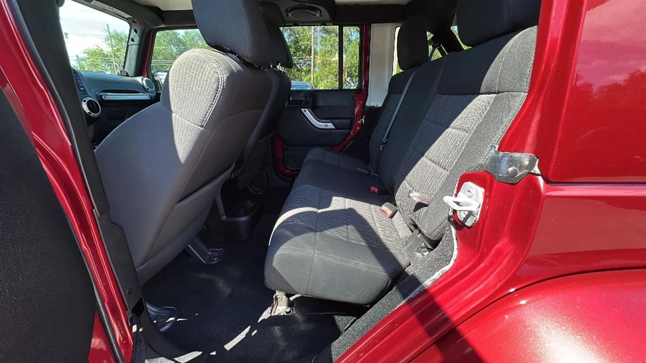 Jeep Wrangler Unlimited  2012