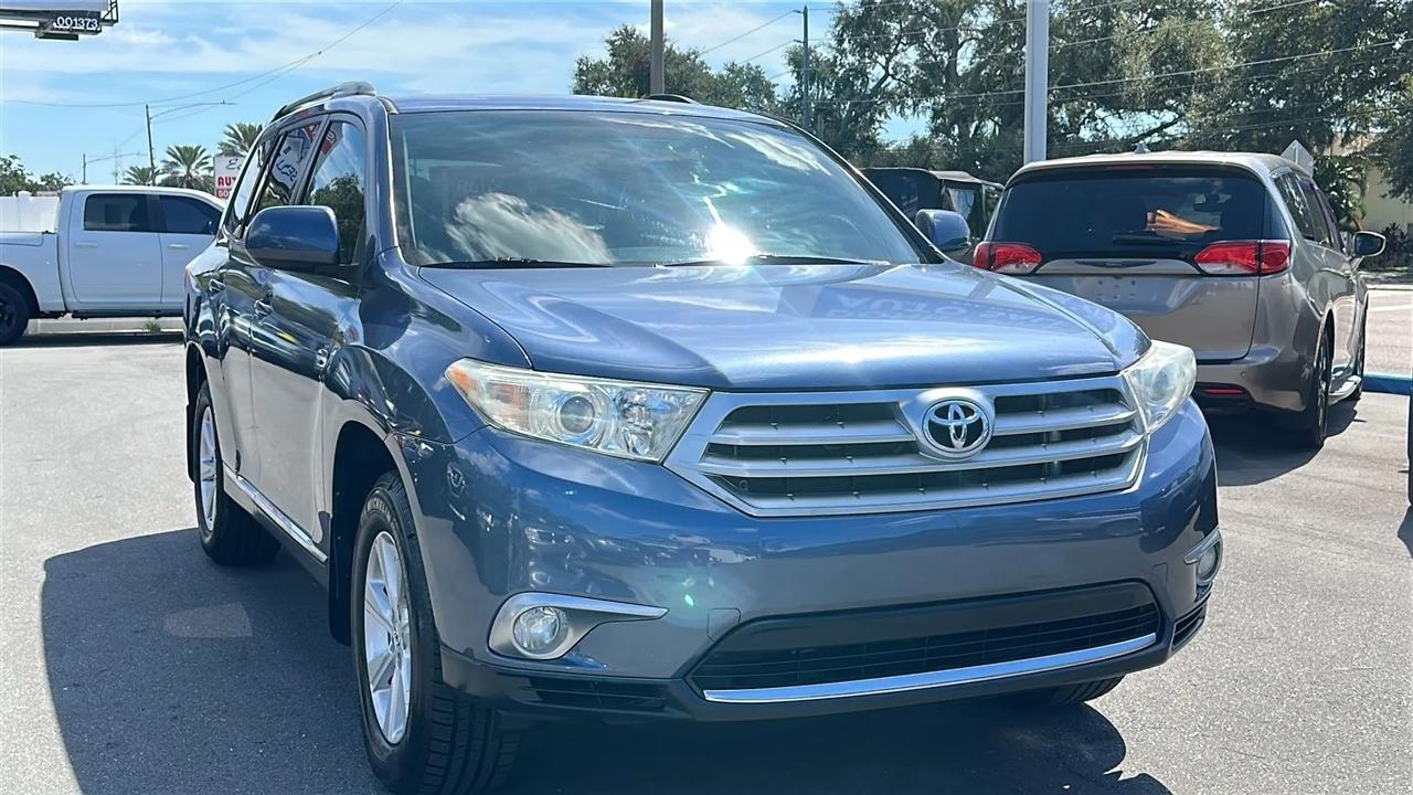Toyota Highlander  2011